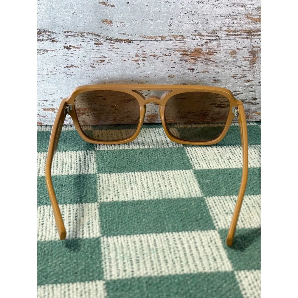 Le Specs Unwritten Straw in Cider Straw Sunglasses